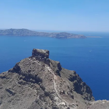 Cave Traditional House On The Cliff With Shared Pool & Buffet Breakfast Διαμέρισμα *