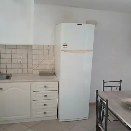 דירה Cave Traditional House אימרוביגלי
