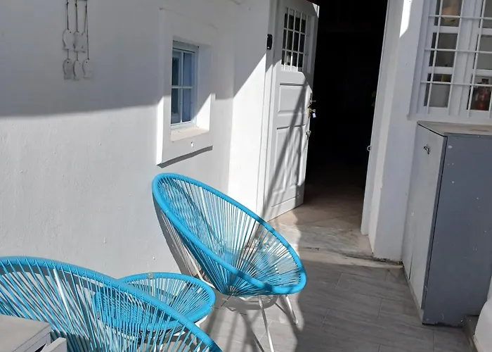 Apartman Cave Traditional House On The Cliff With Shared Pool & Buffet Breakfast *