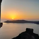 Cave Traditional House On The Cliff With Shared Pool & Buffet Breakfast Lejlighed *