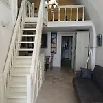 Lejlighed Cave Traditional House On The Cliff With Shared Pool & Buffet Breakfast *