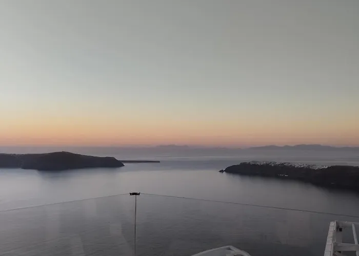 Apartment Cave Traditional House On The Cliff With Shared Pool & Buffet Breakfast