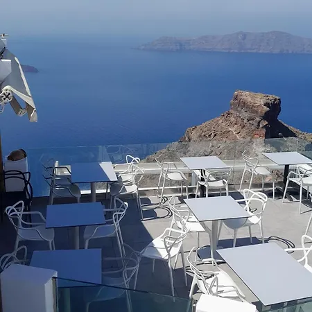 Cave Traditional House On The Cliff With Shared Pool & Buffet Breakfast *