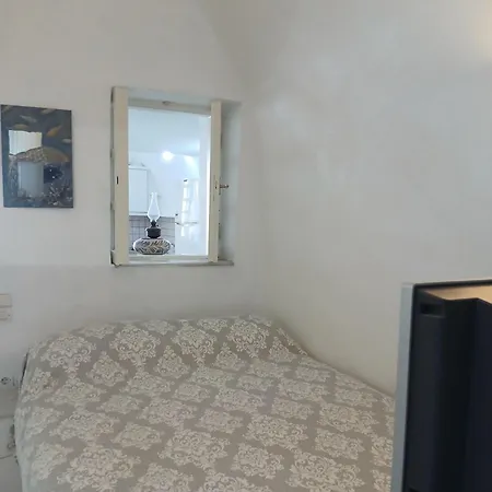 Appartement Cave Traditional House On The Cliff With Shared Pool & Buffet Breakfast *